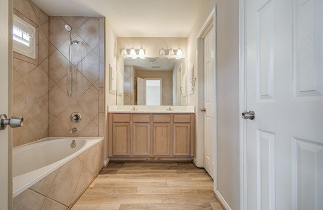2211 Naomi Street, Houston, TX 77054