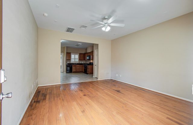 2211 Naomi Street, Houston, TX 77054