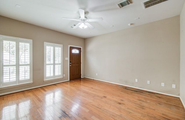 2211 Naomi Street, Houston, TX 77054