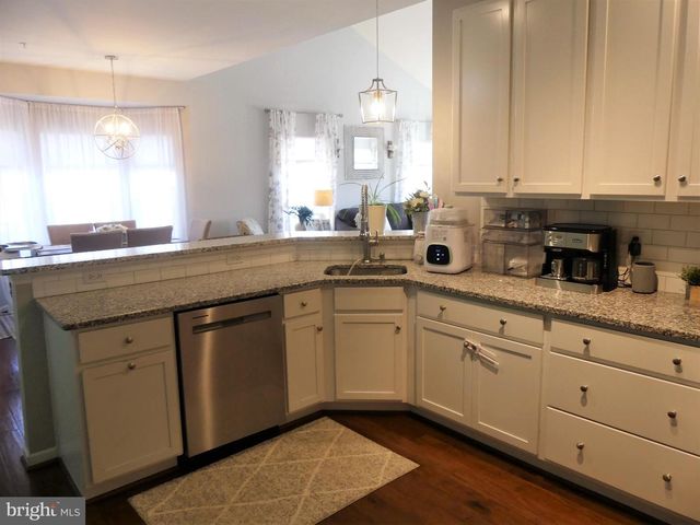 2100 HANFORD WAY, Pennsburg, PA 18073