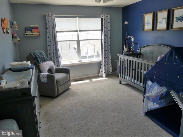 2100 HANFORD WAY, Pennsburg, PA 18073