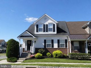 2100 HANFORD WAY, Pennsburg, PA 18073