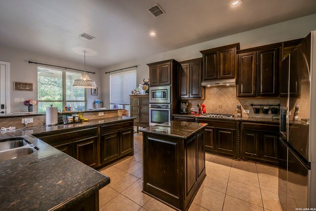 25530 WENTINK AVE, San Antonio, TX 78261