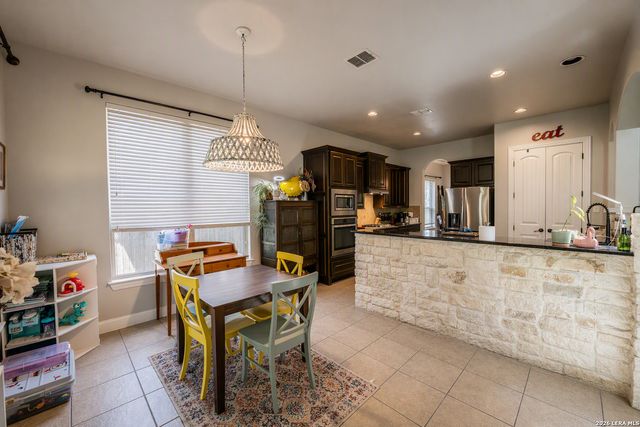 25530 WENTINK AVE, San Antonio, TX 78261