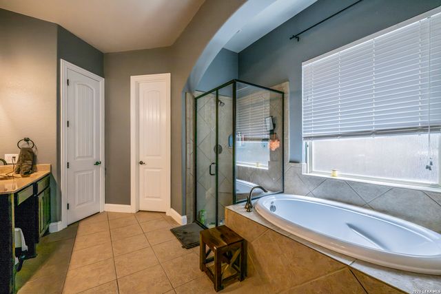 25530 WENTINK AVE, San Antonio, TX 78261