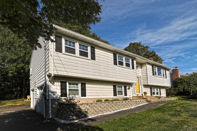 1180 Shepard Avenue, Hamden, CT 06514