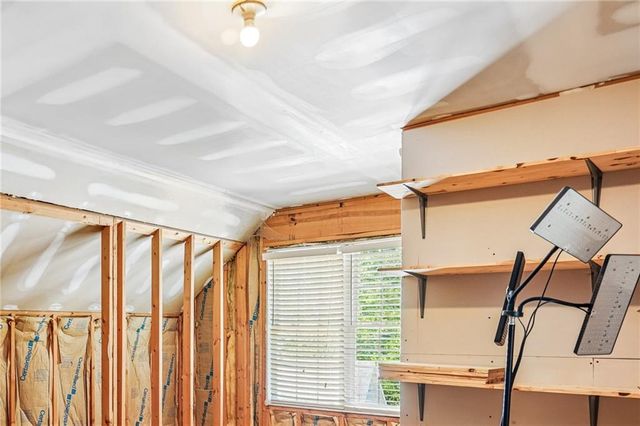 4137 Hiram Lithia Springs Road, Powder Springs, GA 30127