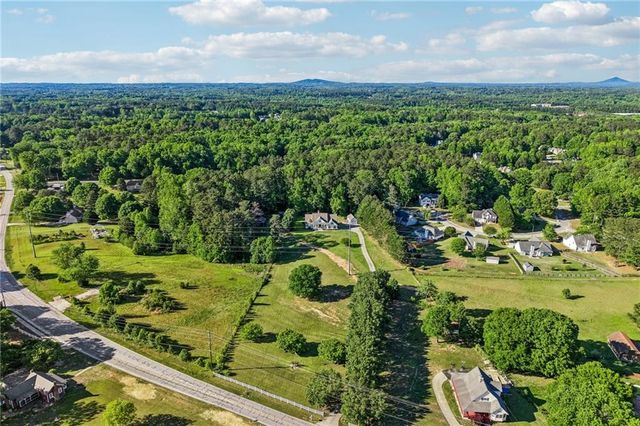 4137 Hiram Lithia Springs Road, Powder Springs, GA 30127