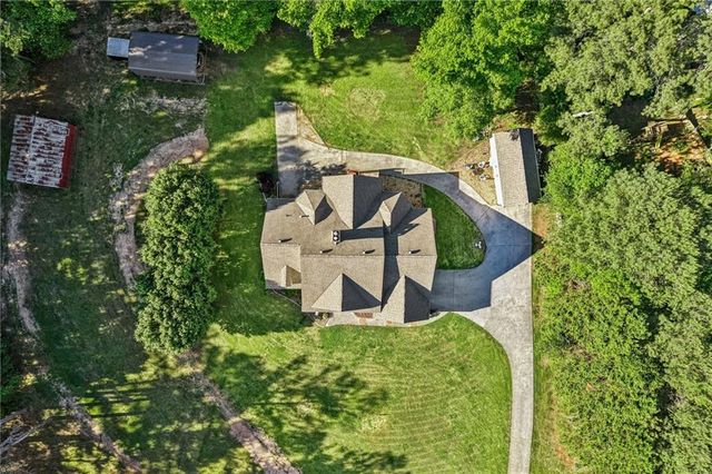 4137 Hiram Lithia Springs Road, Powder Springs, GA 30127