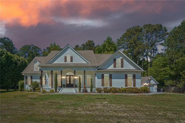 4137 Hiram Lithia Springs Road, Powder Springs, GA 30127