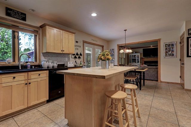 70 OVERLAND TRAIL, Winnebago, WI 54904