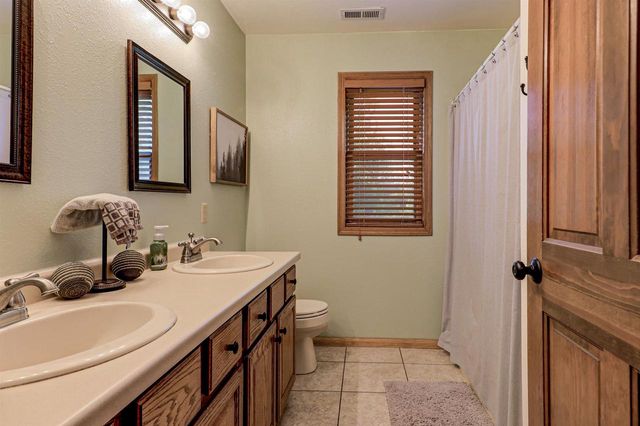 70 OVERLAND TRAIL, Winnebago, WI 54904