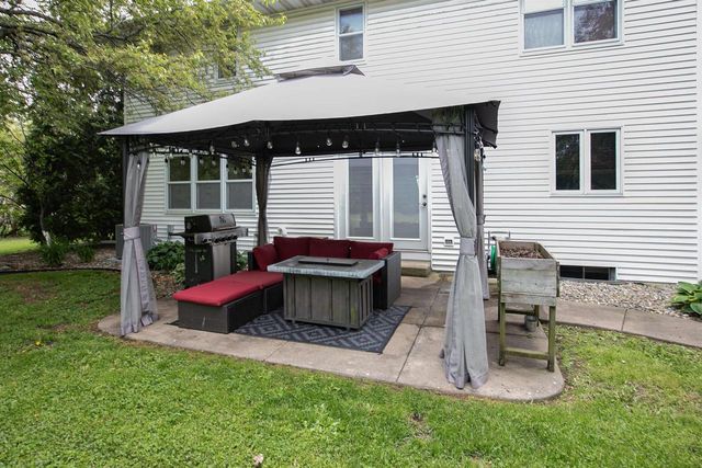 70 OVERLAND TRAIL, Winnebago, WI 54904