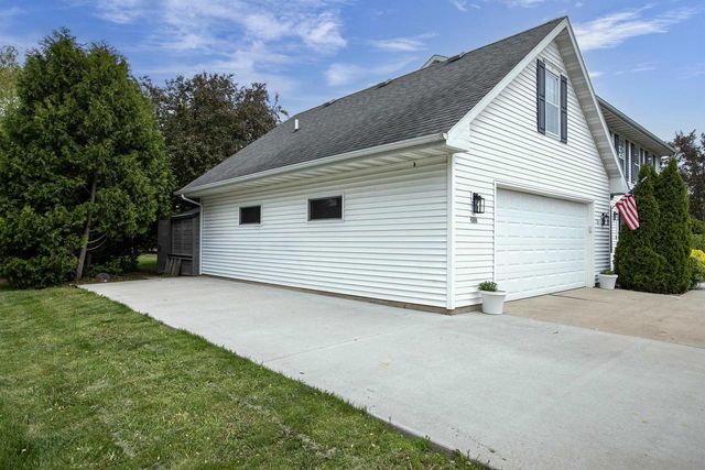 70 OVERLAND TRAIL, Winnebago, WI 54904