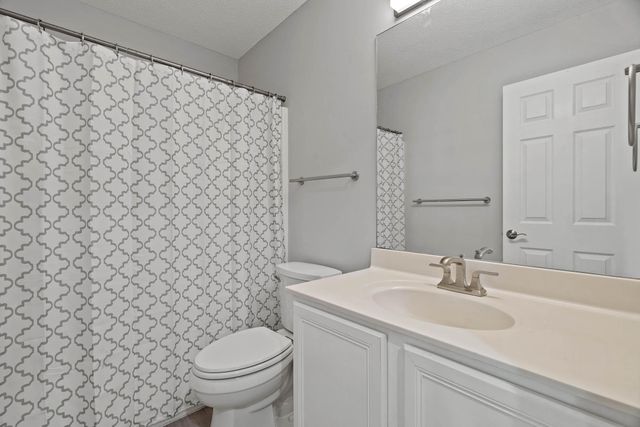 2404 LUBBOCK CT, Columbia, MO 65201