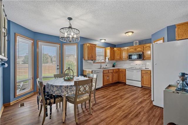 741 N Poplar Street, Gardner, KS 66030