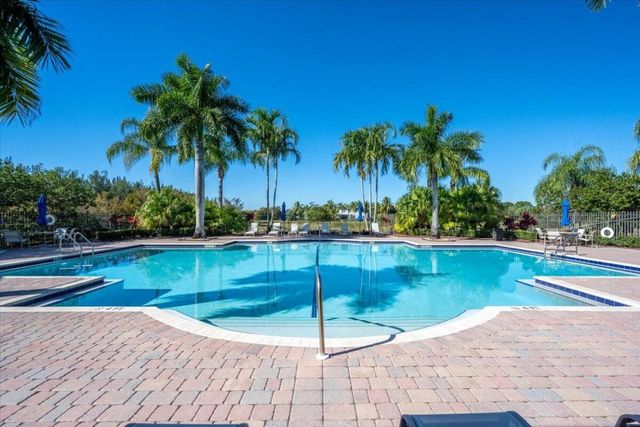 1238 Bay View Way, Wellington, FL 33414