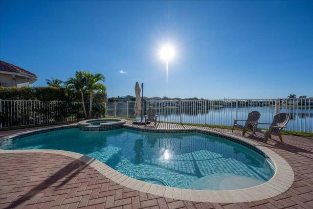 1238 Bay View Way, Wellington, FL 33414