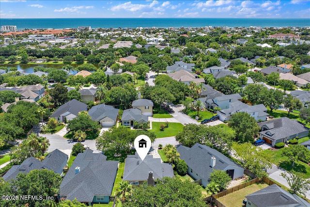 2884 ST MAARTEN Court, Jacksonville Beach, FL 32250