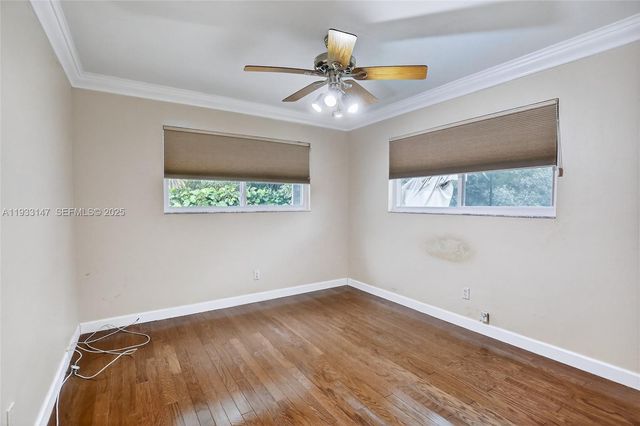 2500 NE 209th Ter, Miami, FL 33180