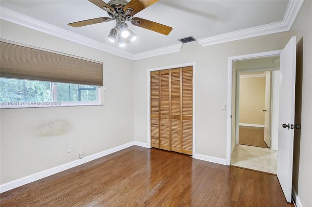 2500 NE 209th Ter, Miami, FL 33180