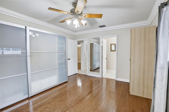 2500 NE 209th Ter, Miami, FL 33180