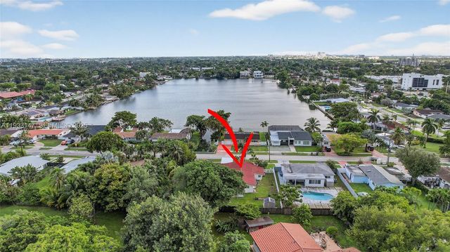 2500 NE 209th Ter, Miami, FL 33180