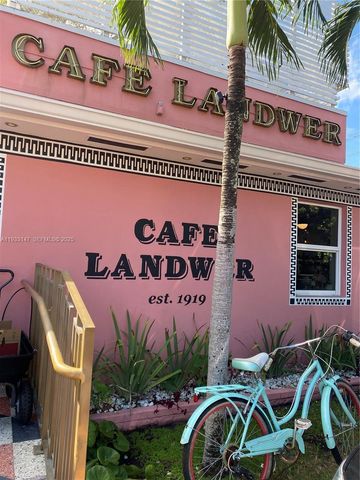 2500 NE 209th Ter, Miami, FL 33180