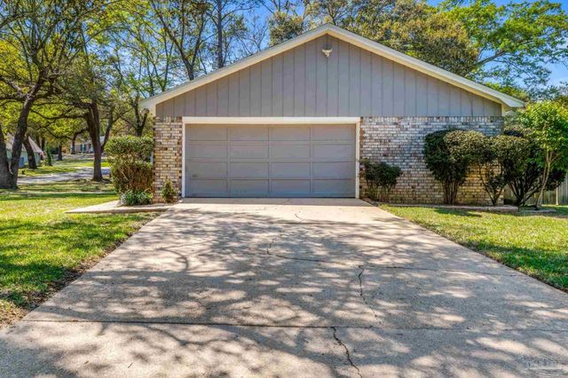 1210 Stonebridge Rd, Pensacola, FL 32514