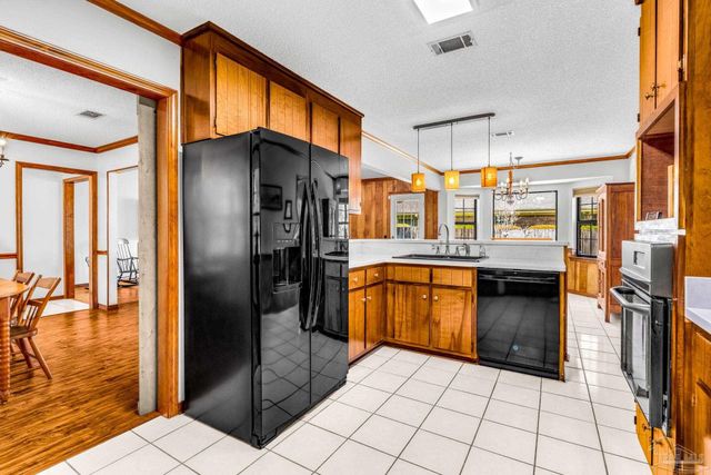 1210 Stonebridge Rd, Pensacola, FL 32514