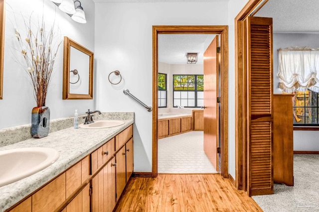 1210 Stonebridge Rd, Pensacola, FL 32514