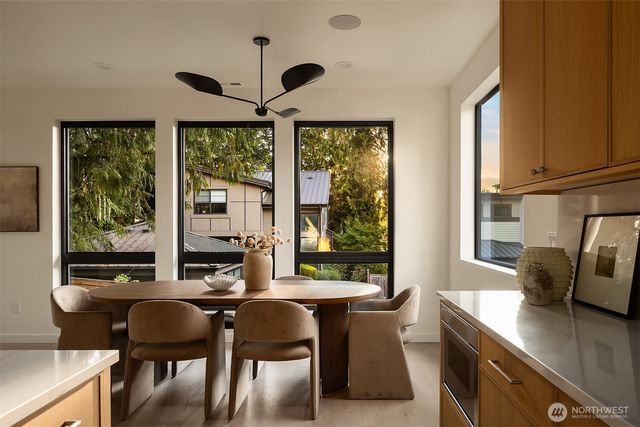 1947 1st Street, Kirkland, WA 98033