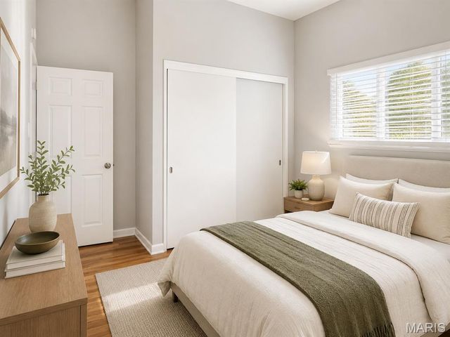10700 Hallstead Drive, St Louis, MO 63136