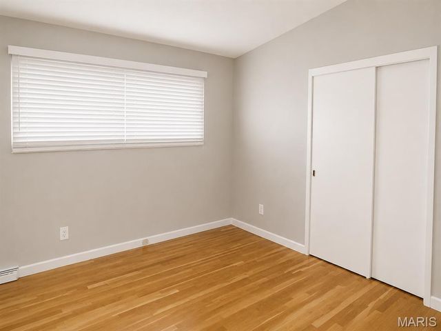 10700 Hallstead Drive, St Louis, MO 63136
