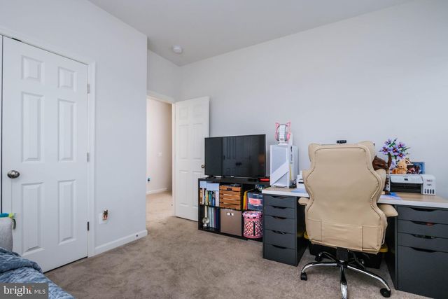 218 PARKLAND DR, Stephenson, VA 22656