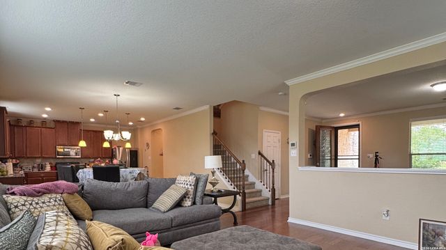 223 ANCHOR BLF, Universal City, TX 78148