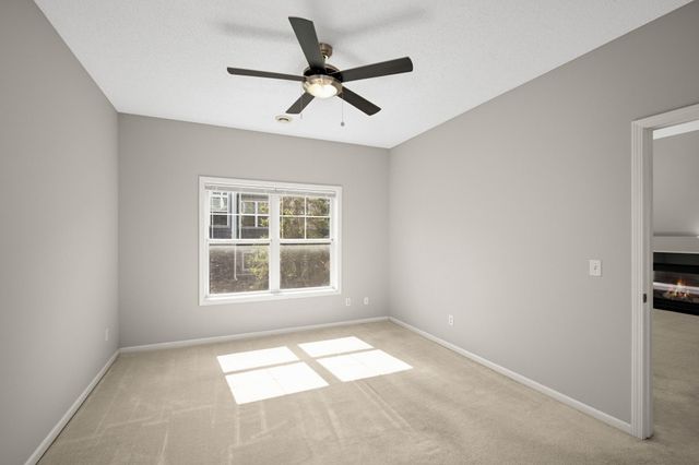 204 Manitoba Lane, Little Canada, MN 55117