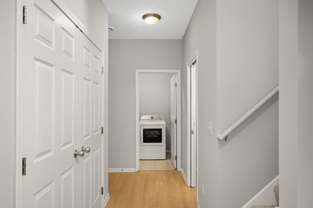 204 Manitoba Lane, Little Canada, MN 55117