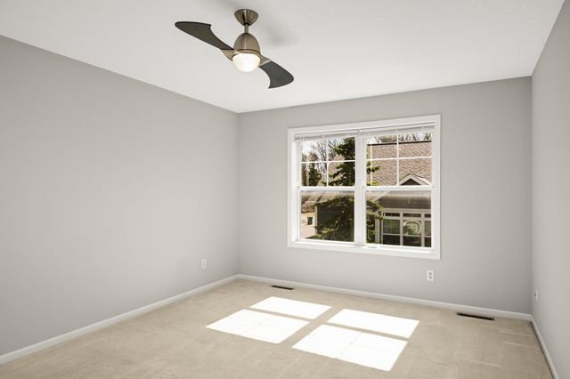 204 Manitoba Lane, Little Canada, MN 55117