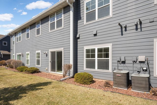 204 Manitoba Lane, Little Canada, MN 55117