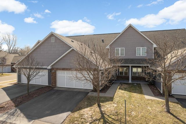 204 Manitoba Lane, Little Canada, MN 55117