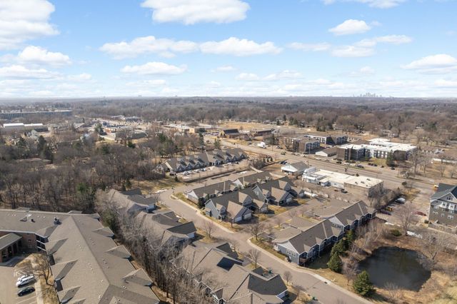 204 Manitoba Lane, Little Canada, MN 55117