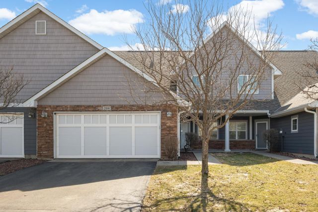 204 Manitoba Lane, Little Canada, MN 55117