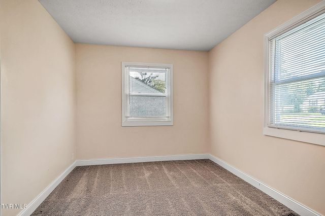 815 Harding Avenue, Johnson City, TN 37604