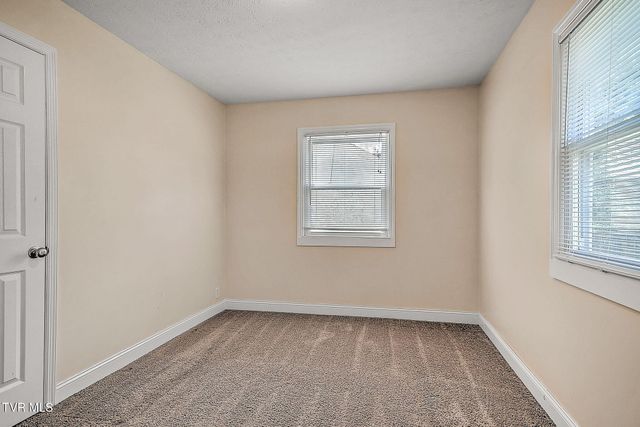 815 Harding Avenue, Johnson City, TN 37604