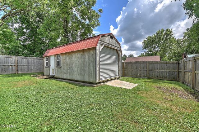 815 Harding Avenue, Johnson City, TN 37604