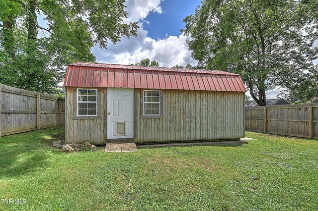 815 Harding Avenue, Johnson City, TN 37604