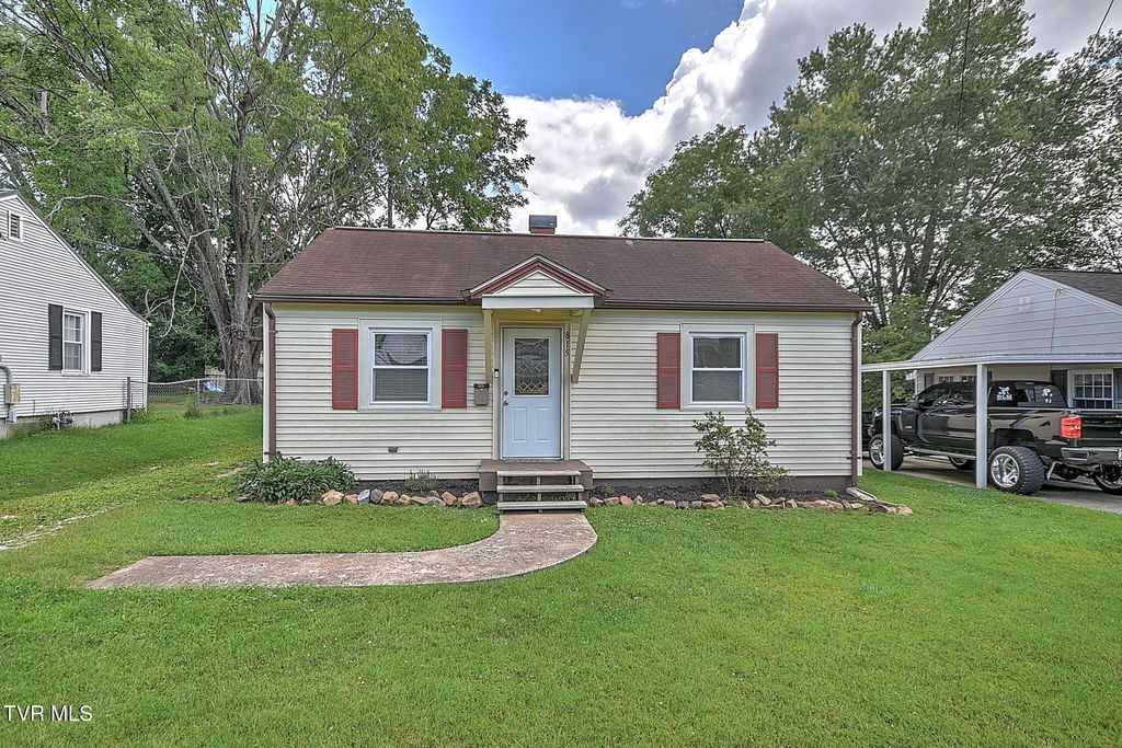 815 Harding Avenue, Johnson City, TN 37604