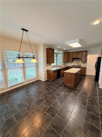 220 Saint Devon Crossing, Johns Creek, GA 30097