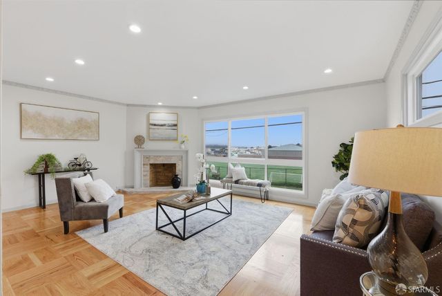 366 Chester Street, Daly City, CA 94014